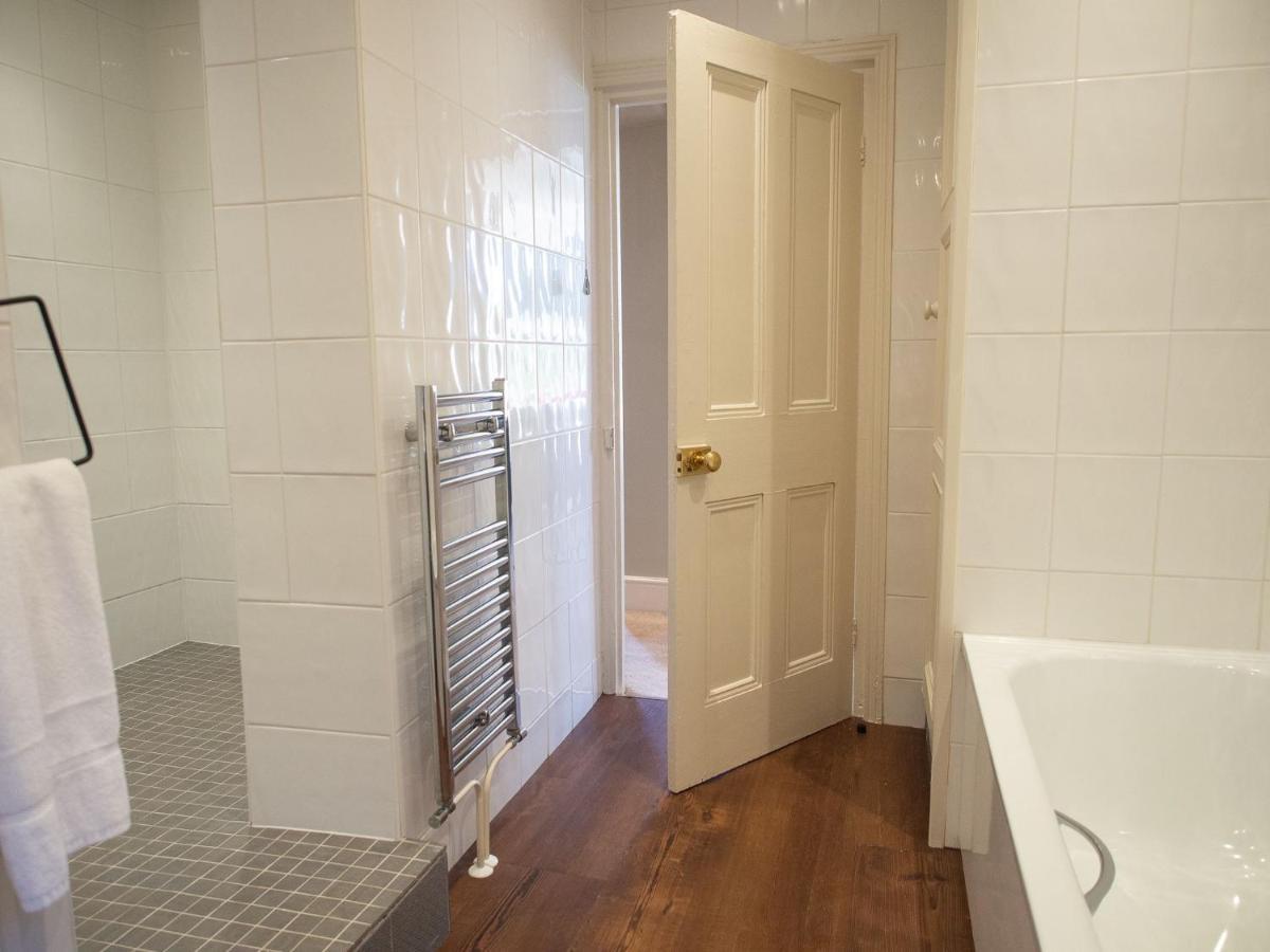 The Beeches - Chatsworth Apartment No 1 - Sleeps 2 Baslow Exteriör bild